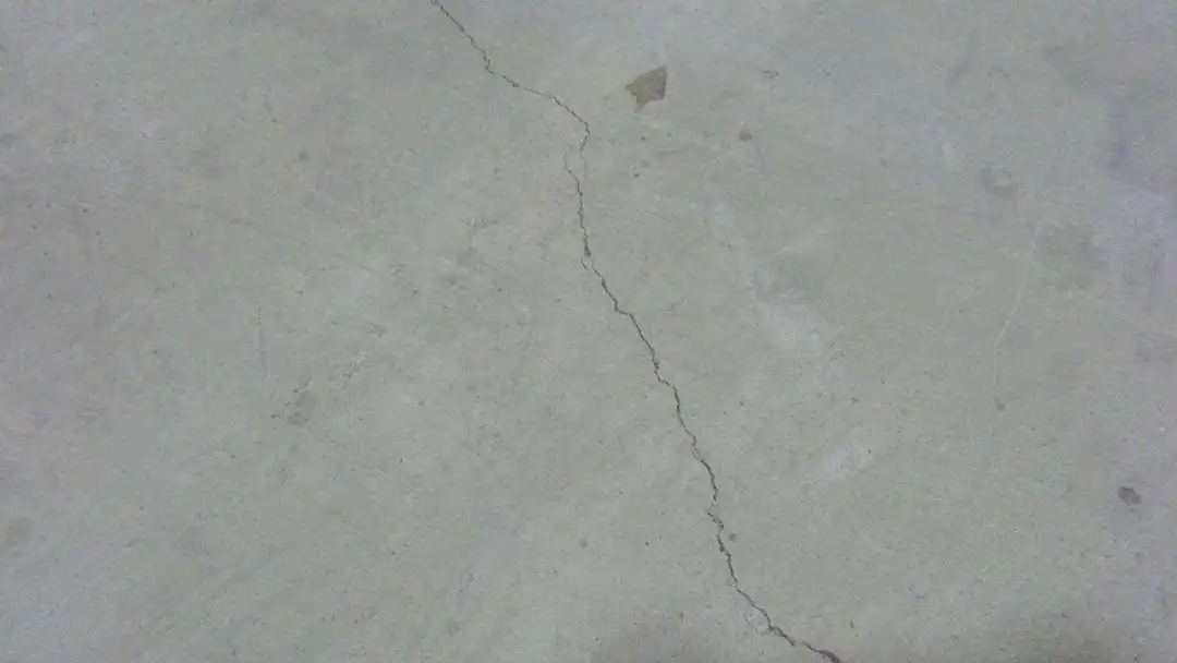 地暖回填后，地面開(kāi)裂怎么辦？